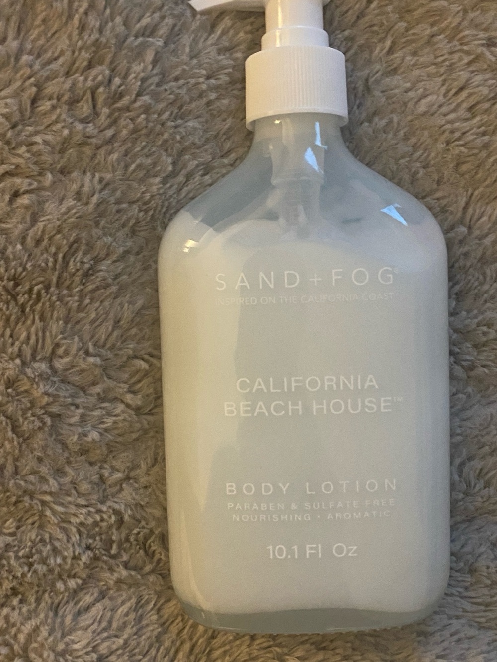 SAND + FOG California Beach House Body Lotion - White